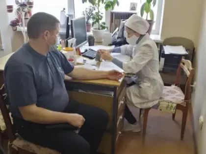 Кто в зоне риска: метапневмовирус вернется к взрослым «лающим кашлем»