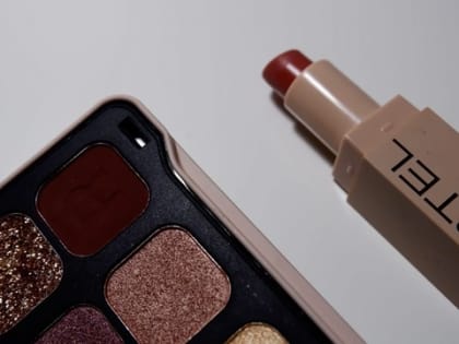 Ботокс не нужен: беру только один повседневный предмет губы становятся словно у Анджелины Джоли