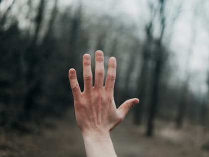 Неожиданный симптом рака: ученые выяснили, как по ногтям определить развитие онкологии