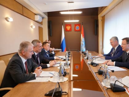 Дмитрий Азаров провел рабочую встречу с Послом Республики Беларусь