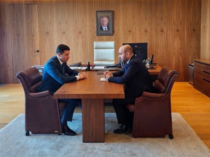 Врио губернатора Самарской области встретился с министром промышленности и торговли РФ