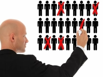 Это обуза. Дерипаска предложил сократить число чиновников и силовиков в два раза