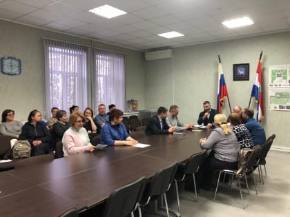 В администрации Промышленного района стартовало обсуждение дизайн-проектов по благоустройству двух парков и одного сквера