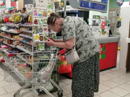 Покупательская неспособность: жители Сызрани не могут позволить себе покупки, как год назад