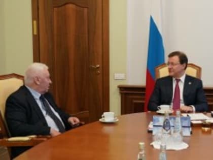 Губернатор Самарской области Дмитрий Азаров провел встречу с главой Клявлинского района Иваном Соловьевым