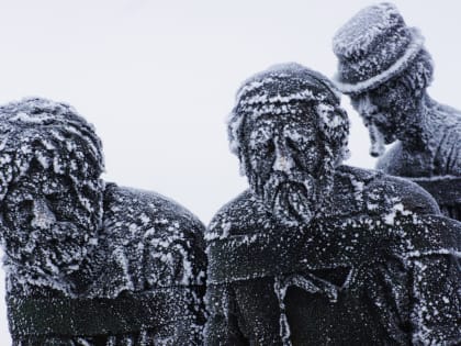 Мороз по коже. Что угрожает самому большому и открытому органу человека зимой