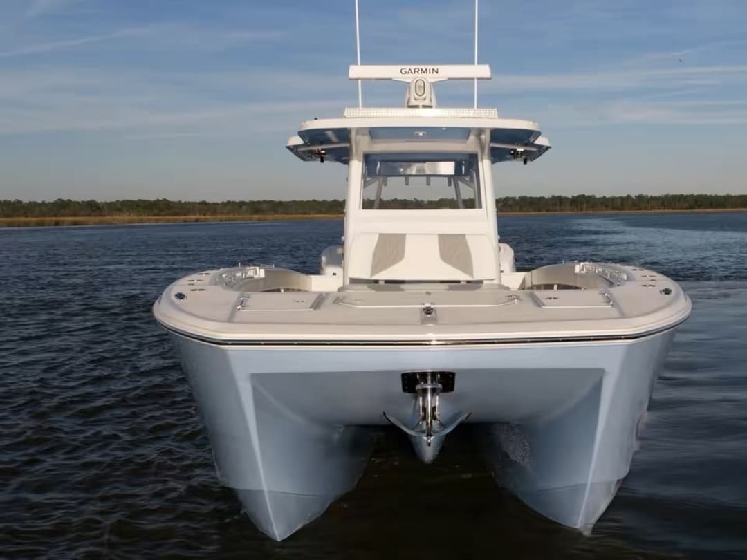 2024 Invincible 40’ Cat