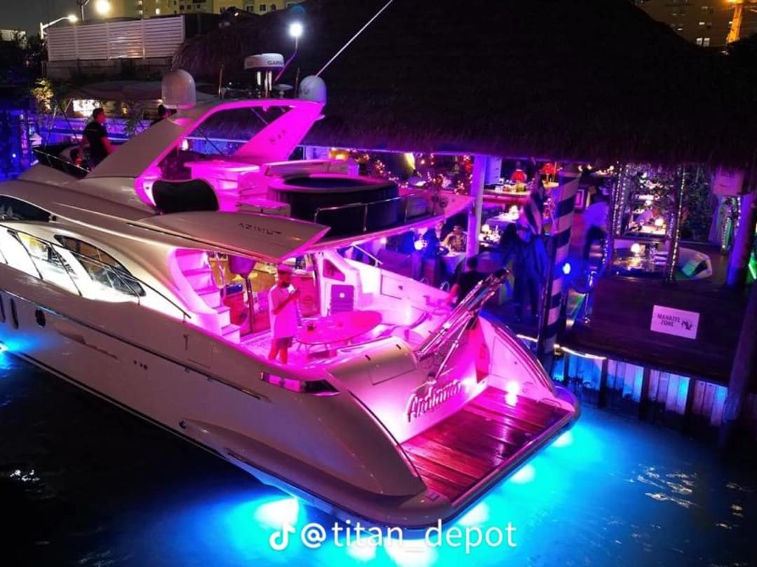 2021 Azimut Yachts 70 Flybridge