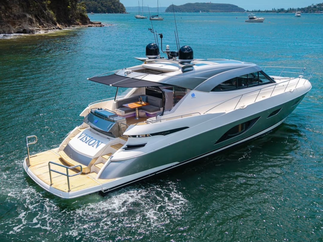 2024 Riviera 6000 sport yacht platinum edition