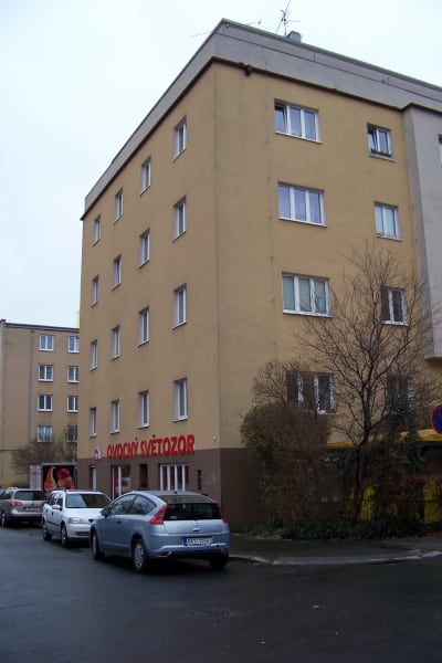 Listing photo 3