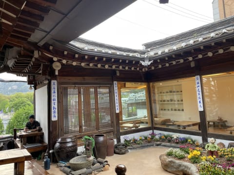 Random walk Bukchon Village