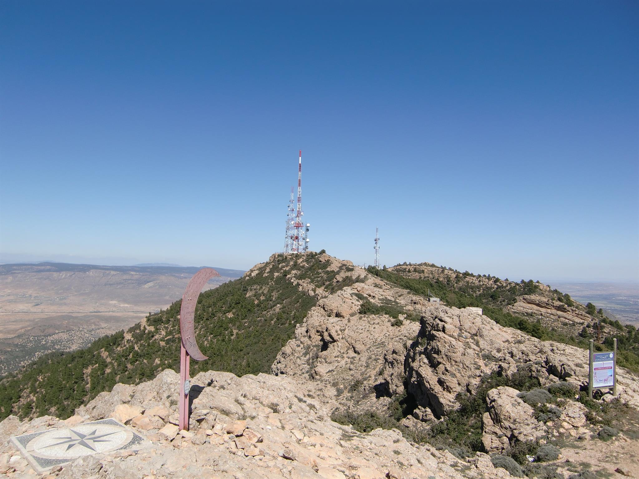 Jebel Chambi: Tunisia’s Highest Peak Trek