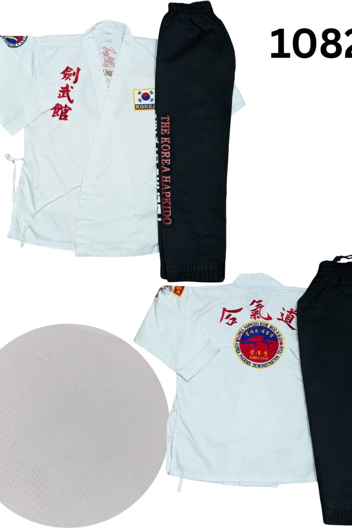 martial arts Taekwondo Uniform - 150/b