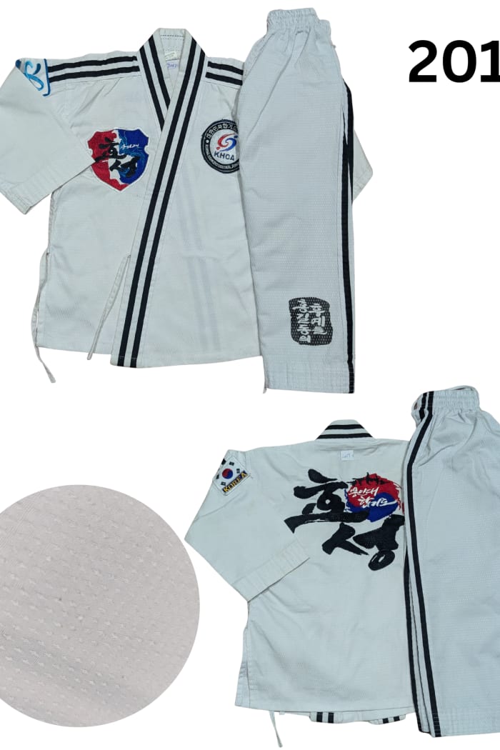 karate Taekwondo Uniform - 100/c