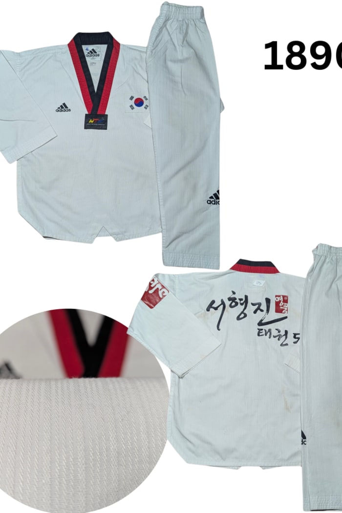adidas Taekwondo Uniform - 130/b