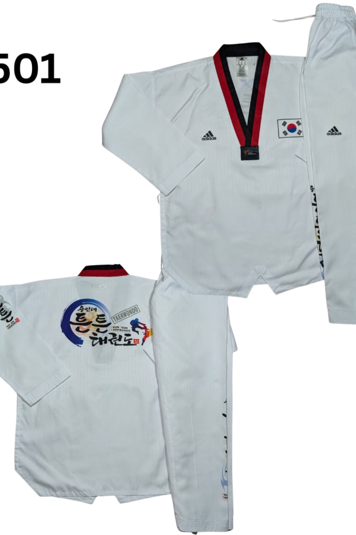 addidas Taekwondo Uniform - 160/a+
