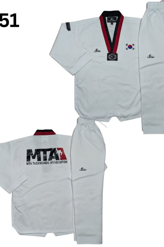 lecaf Taekwondo Uniform - 140/c
