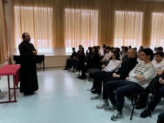 Священник храма Покрова Божией Матери о своей службе и общине