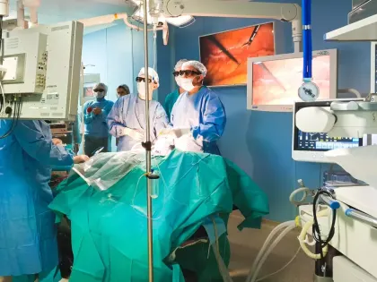 ФАС ведет проверку. Больница в ХМАО не торопится отказываться от поставщиков из США?