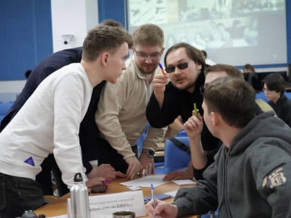 Ответственный секретарь Молодежного парламента при Думе Югры стал участником тематического квиза