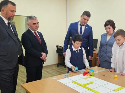 Владислав Фоменко оценил уровень развития цифровых компетенций подрастающего поколения