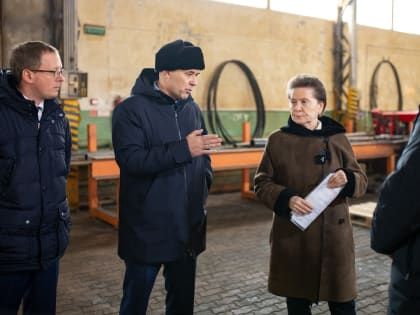 Губернатор Югры Наталья Комарова посетила в Сургуте завод по изготовлению металлоконструкций и металлообработке