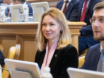 Оксана Михеева: «Депутаты проголосовали за поправки в окружные законы»