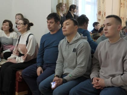 Депутат Думы Югры Руслан Проводников подвел итоги ежегодного январского объезда по отдаленным, труднодоступным населенным пунктам Березовского района. Депутат Думы Югры Руслан Пров