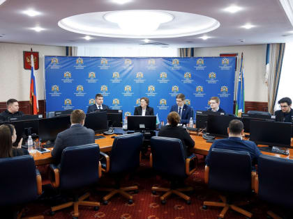 В Ханты-Мансийске прошло восьмое заседание Молодежного парламента при Думе Югры седьмого созыва