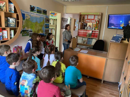 В Тучковской библиотеке побывал цирк