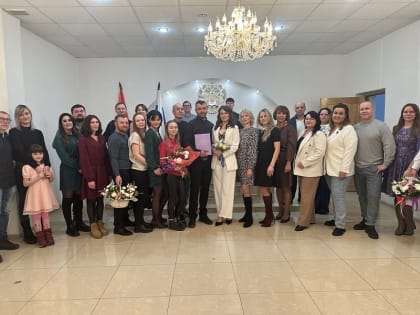 В Воскресенске поздравили юбилейную пару молодожёнов