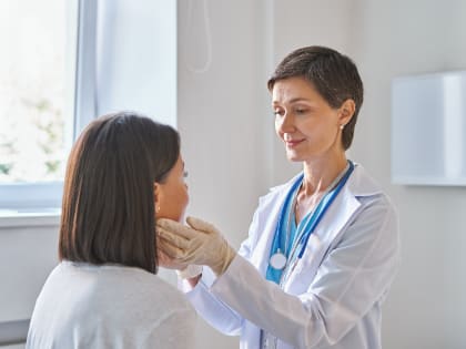 Онколог Цветаев назвал «безобидный» симптом рака полости рта