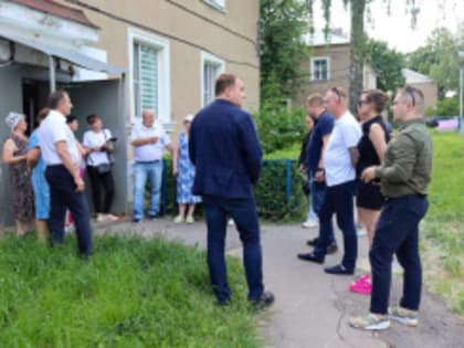 Лобненские депутаты помогают жителям формировать инвестпаспорта