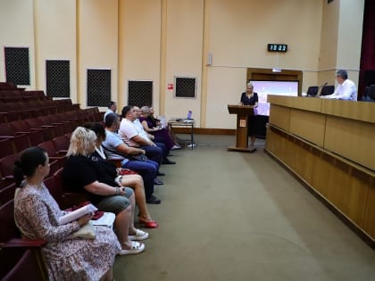 На заседании административной комиссии