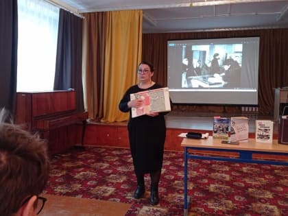 Для тучковских студентов провели час мужества «Подвиг Ленинграда»