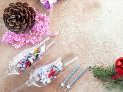 Терапевт развеяла миф: пепел в шампанском не навредит здоровью