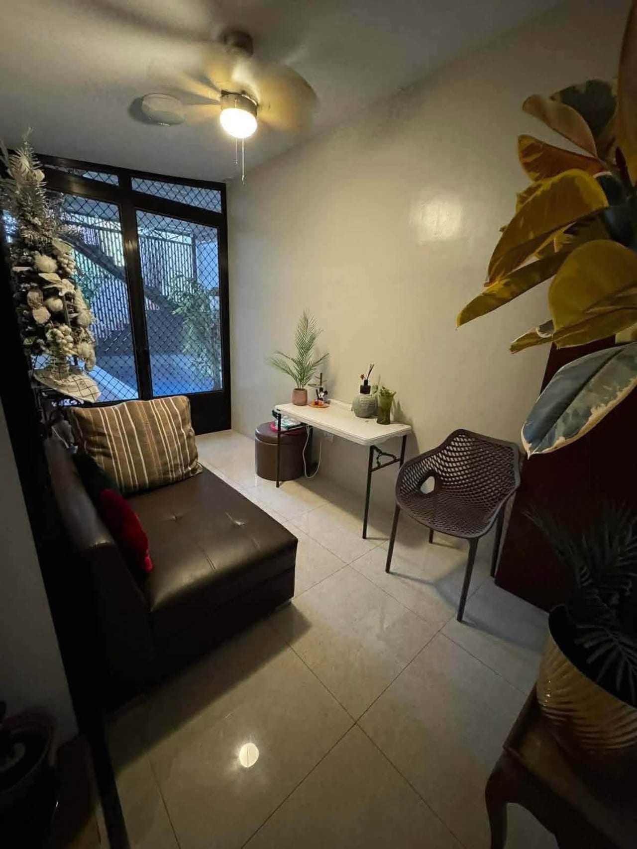 Spacious 7-Bedroom House with Swimming Pool in Andres Abellana, Cebu City