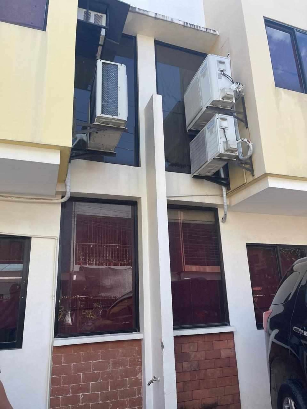 Rush Sale Fixer-Upper House & Lot in Banawa, Cebu City