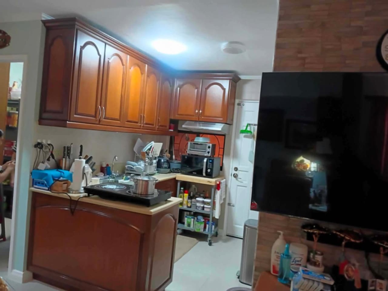 Semi-Furnished House and Lot for Sale in Pueblo El Grande, Consolacion, Cebu