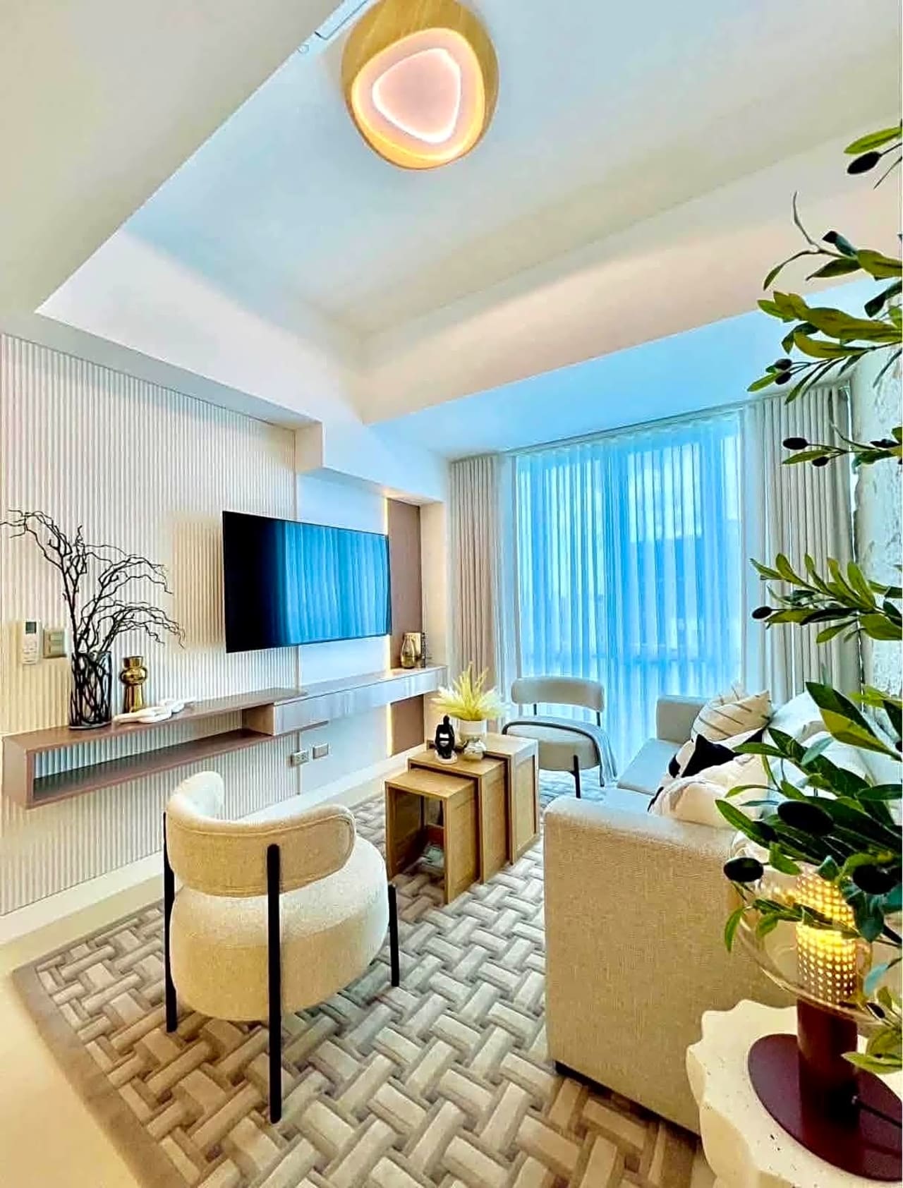 Fully Furnished 2-Bedroom Condo for Sale at 38 Park Avenue, Cebu IT Park