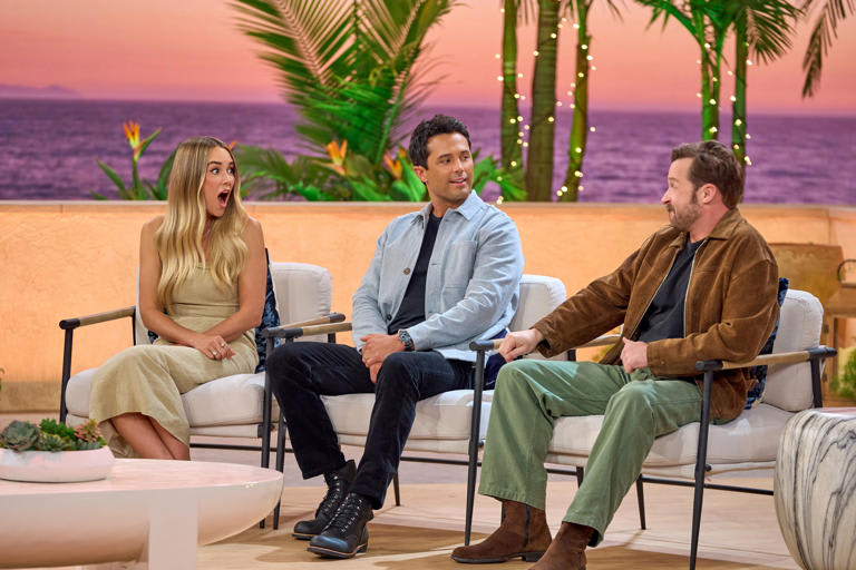 Entertainment headlines