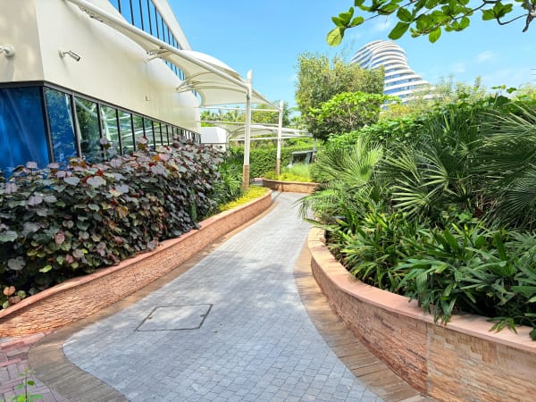 Buggy track pathway design and construction at Jumeirah Bay Hotel Dubai - Image 3