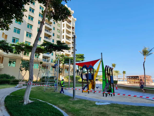 Garden and landscape maintenance works at Palm Jumeirah Dubai - Image 5