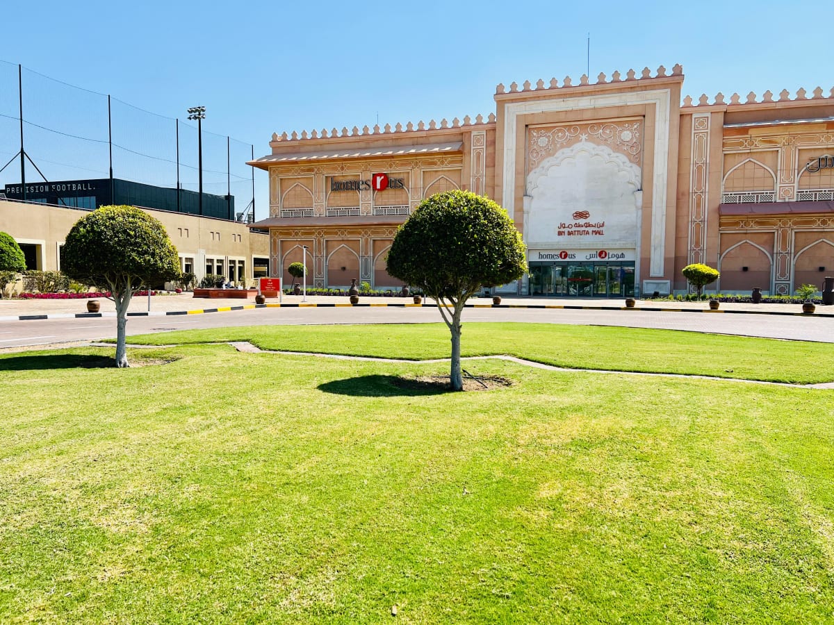 Garden and landscape maintenance works at Ibn Battuta Mall Dubai - Image 5