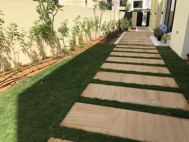 Villa swimming pool and landscape construction project in Damac Hills Dubai - Image 2