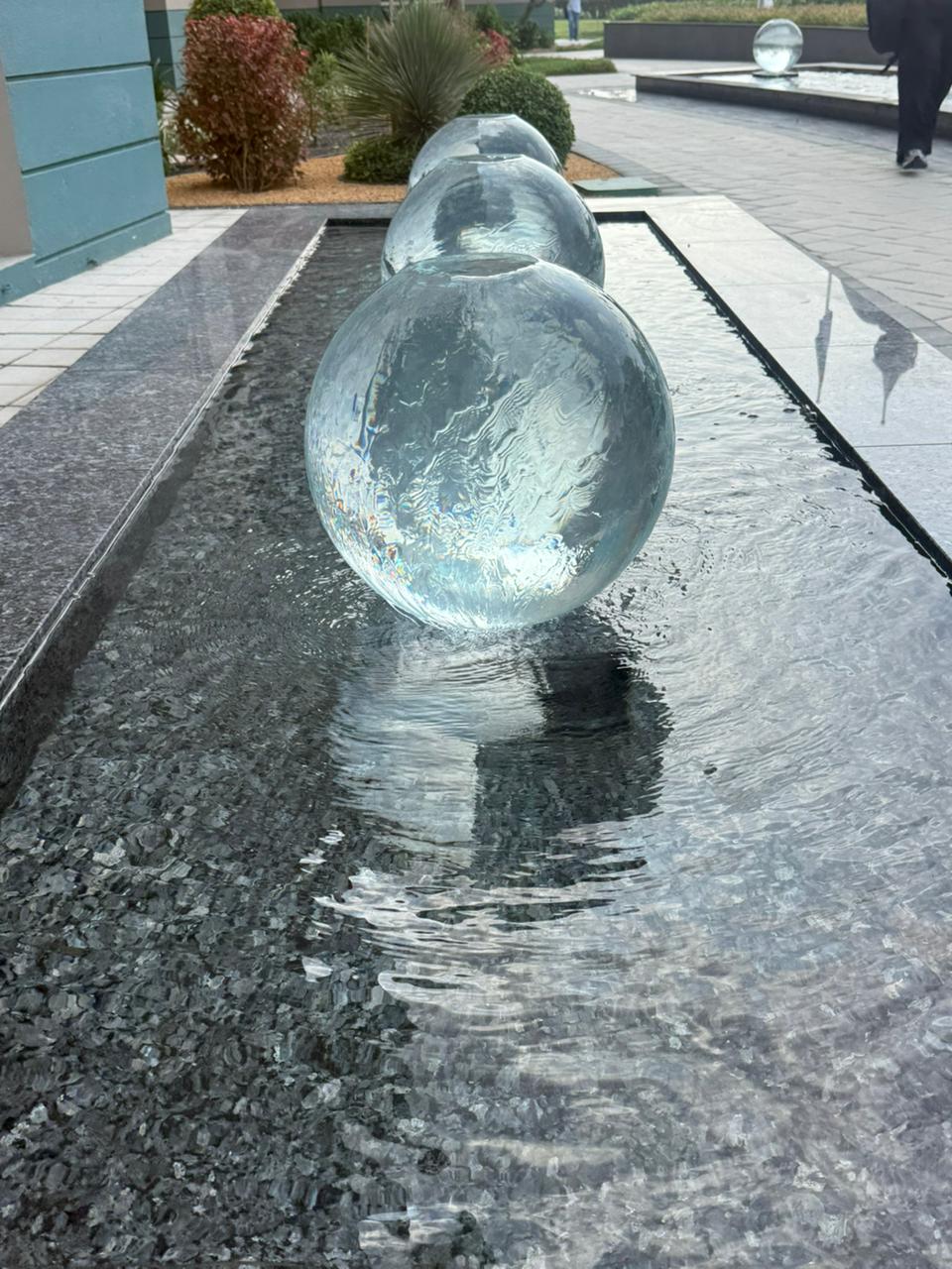 Aesthetic water feature installation at Dubai International Academic City - Image 7