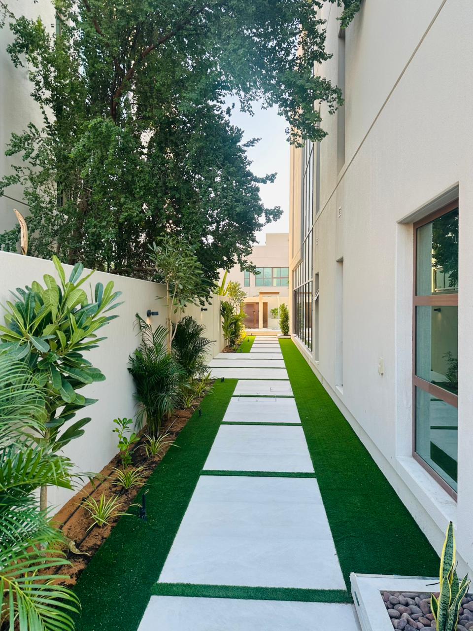 Meydan villa swimming pool and landscape construction Dubai - Image 6