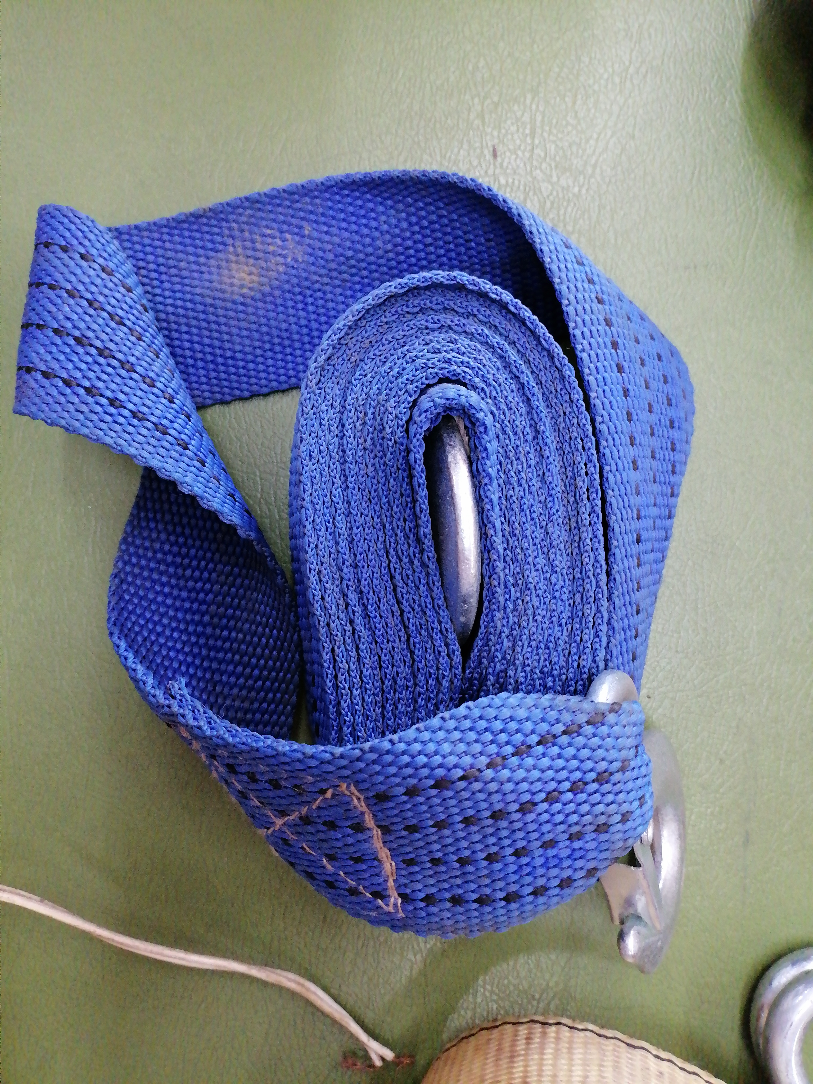 Tow strap