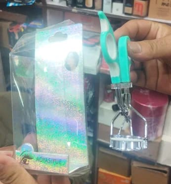 Eyelash Curler – Professional Lash Curling Tool - image 2