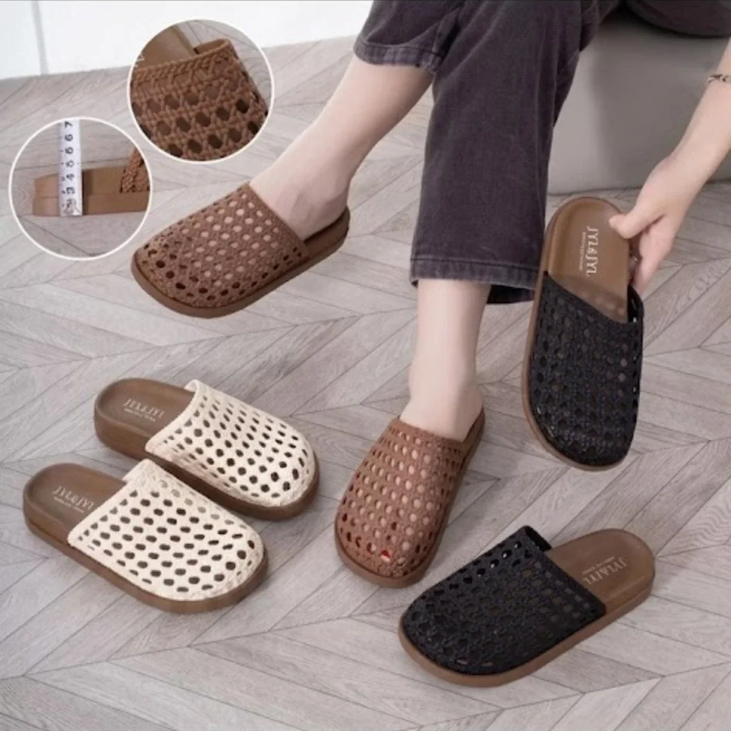 Women's Woven Mesh Closed-Toe Platform Mules / Slip-On Clogs - image 2